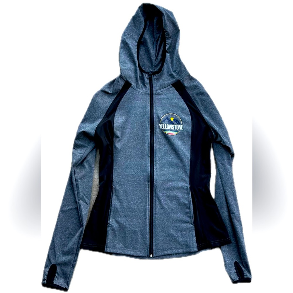 Yellowstone National Park Women’s Tech Zip Up